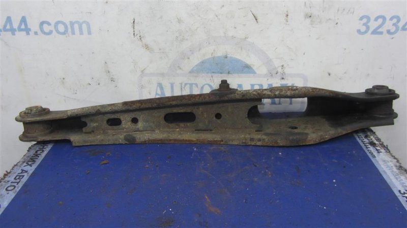 Рычаг задней подвески поперечный нижний задний правый MITSUBISHI OUTLANDER XL 05-13 Внедорожник 2.4 Рычаг задней подвески поперечный нижний задний правый MITSUBISHI OUTLANDER XL 05-13 Внедорожник 2.4