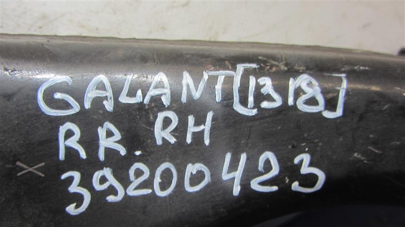 Рычаг задней подвески поперечный верхний задний правый GALANT 03-12 2009 Седан 2.4