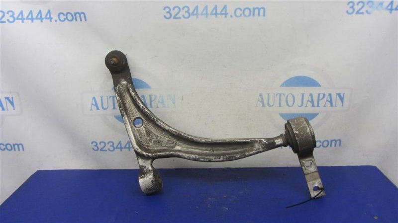 Рычаг передней подвески нижний передний правый NISSAN MAXIMA A34 03-08