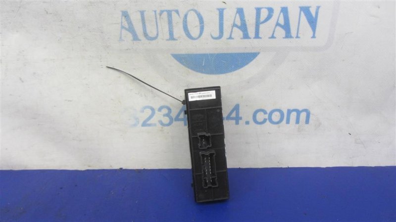 Блок управления стеклоподъемниками передний левый NISSAN ALTIMA L33 12-18 L33 2.5
