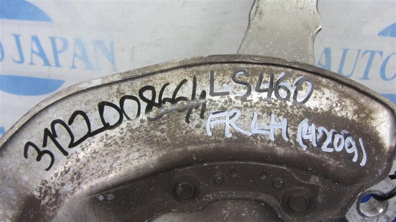 Кулак поворотный передний левый LEXUS LS460 06-12 Седан 4.6 Кулак поворотный передний левый LEXUS LS460 06-12 Седан 4.6