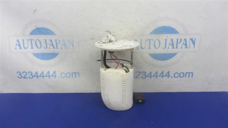 Топливный насос TOYOTA SIENNA 11-16 77020-08050 Б/У