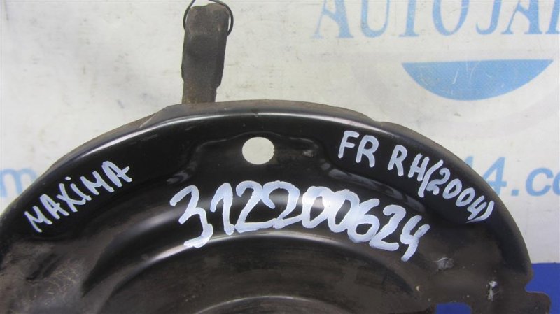 Кулак поворотный передний правый NISSAN MAXIMA A34 03-08