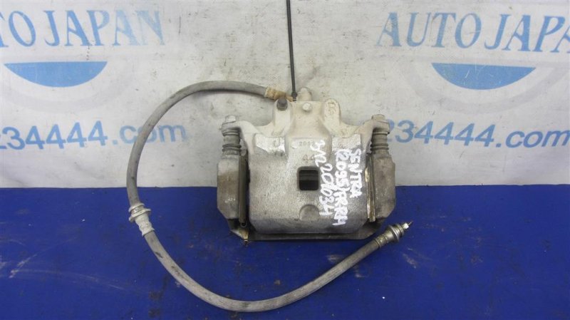 Запчасть суппорт тормозной передний правый NISSAN SENTRA B17 12-21 2012 Седан 1.8 41001-3SG0A Б/У Суппорт тормозной передний правый NISSAN SENTRA B17 12-21 2012 Седан 1.8 41001-3SG0A Б/У