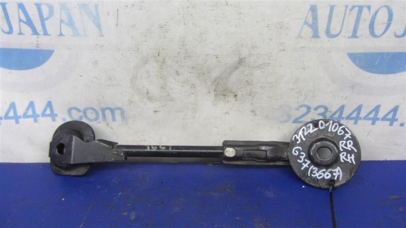 Крепление балки подвески INFINITI G25/G35/G37/Q40 06-14 2009 COUPE 3.7 VQ37VHR 74840-1EA0A Б/У