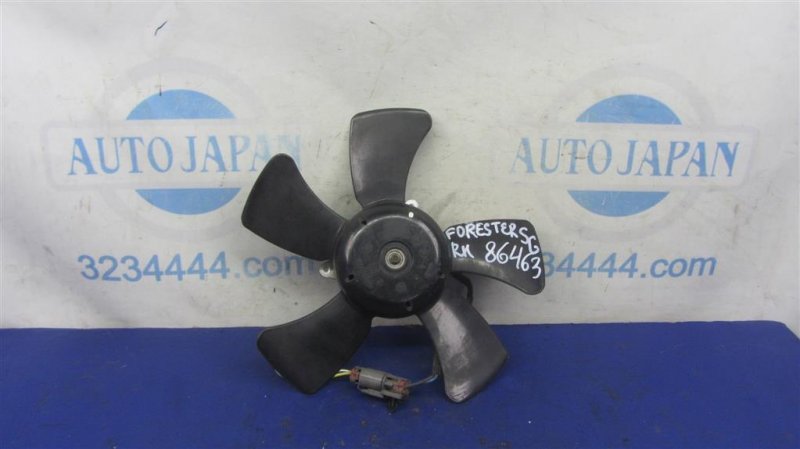 Мотор вентилятора охлаждения SUBARU FORESTER SG 02-07 45121FE001 Б/У