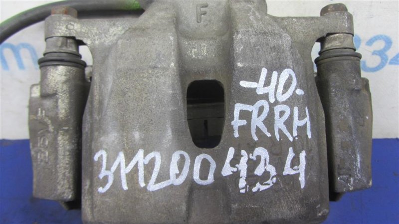 Суппорт тормозной передний правый CAMRY 40 06-11