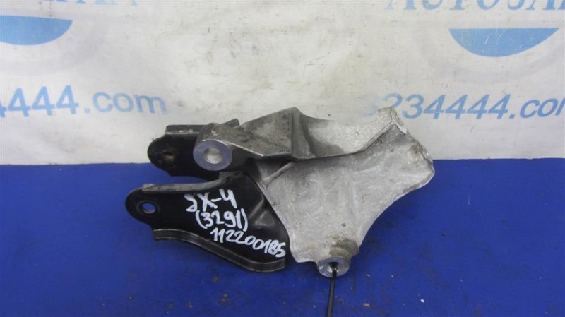 Кронштейн двигателя SUZUKI SX4 06-13 11740-80J00 Б/У