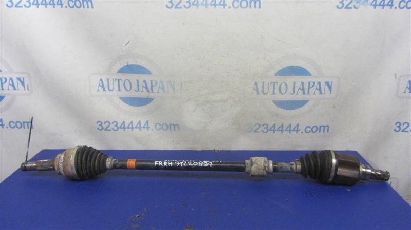 Запчасть привод передний правый NISSAN SENTRA B17 12-21 2012 Седан 1.8 39100-3RC0A Б/У Привод передний правый NISSAN SENTRA B17 12-21 2012 Седан 1.8 39100-3RC0A Б/У