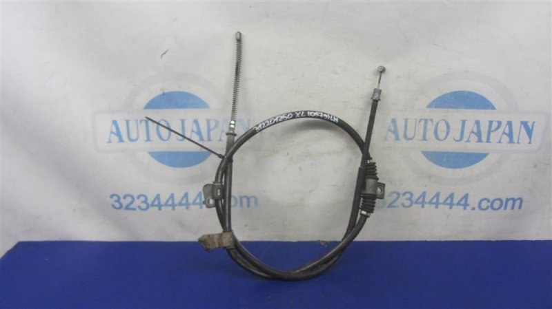 Трос стояночного тормоза левый MITSUBISHI OUTLANDER XL 05-13 2007 Внедорожник 3.0 4820A103 Б/У