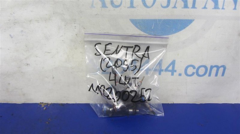 Форсунка топливная SENTRA B17 12-21 2012 Седан 1.8 Форсунка топливная SENTRA B17 12-21 2012 Седан 1.8