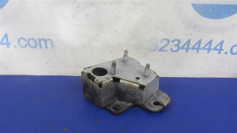 Запчасть кронштейн усилителя заднего бампера задний правый INFINITI M35/M45 04-10 2006 Седан 3.5 VQ35DE 85210-EH100 Б/У Кронштейн усилителя заднего бампера задний правый INFINITI M35/M45 04-10 2006 Седан 3.5 VQ35DE 85210-EH100 Б/У