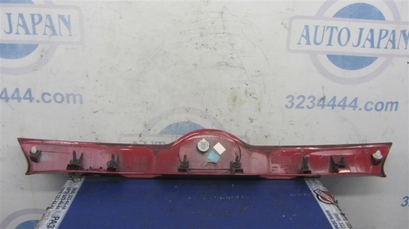 Панель подсветки номера TOYOTA CAMRY 50 12-15 Панель подсветки номера TOYOTA CAMRY 50 12-15