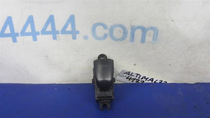 Кнопка стеклоподъемника NISSAN ALTIMA L33 12-18 2016 L33 2.5 25411-3TA3A Б/У