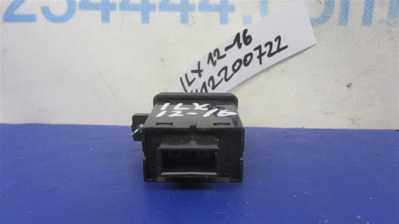 Кнопка обогрева сидений правая ACURA ILX 12-16