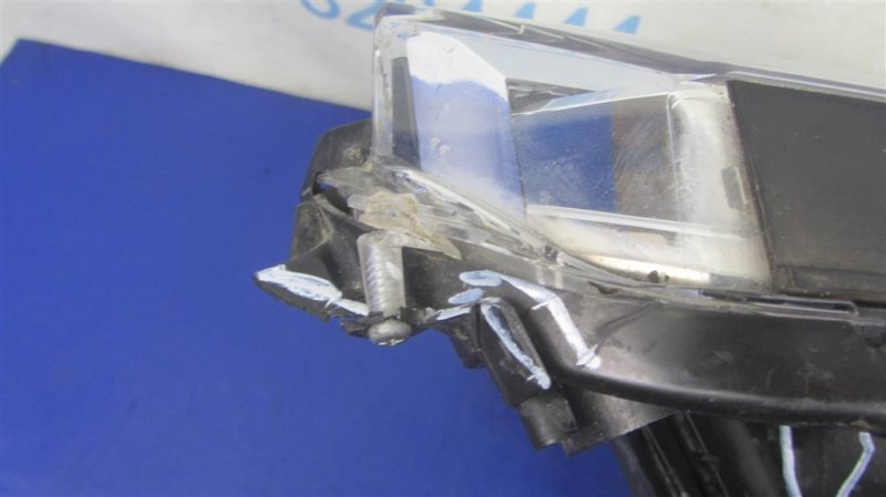 Фара передняя правая RAV4 13-19 Фара передняя правая RAV4 13-19