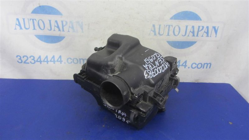 Корпус воздушного фильтра NISSAN SENTRA B17 12-21 2012 Седан 1.8 16500-3RC2A Б/У