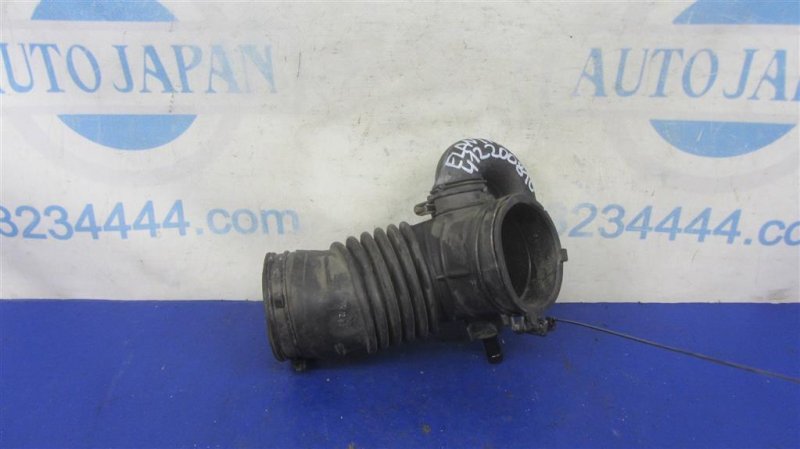 Патрубок воздушного фильтра HYUNDAI ELANTRA MD 10-15 28140-3X520 Б/У