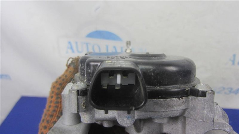 Трапеция стеклоочистителей Q50 15-20