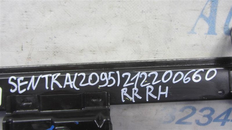 Стеклоподъемник передний правый SENTRA B17 12-21 2012 Седан 1.8 Стеклоподъемник передний правый SENTRA B17 12-21 2012 Седан 1.8