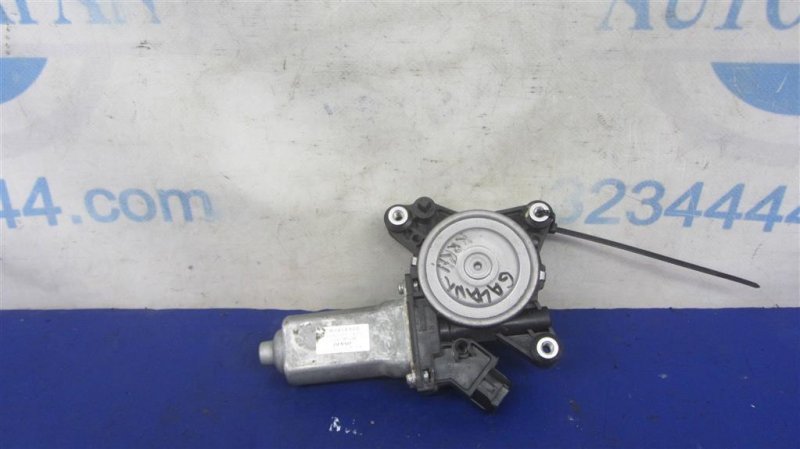 Моторчик стеклоподъемника задний правый MITSUBISHI GALANT 03-12