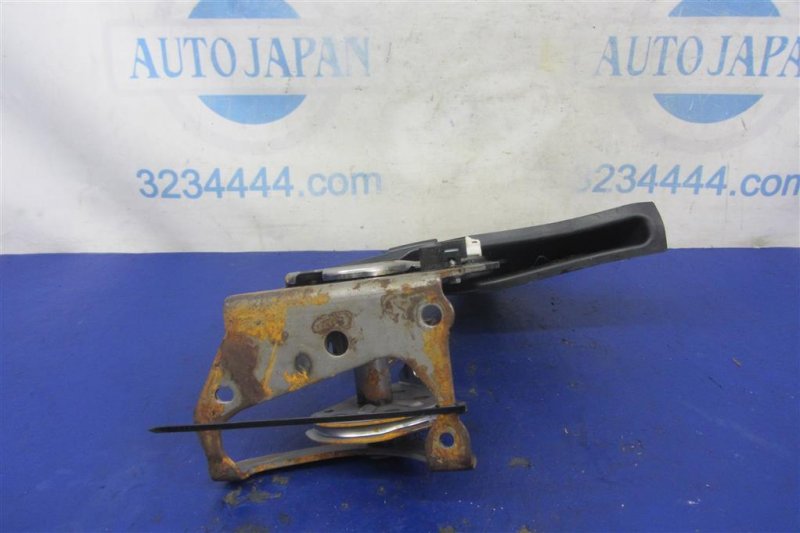 Рычаг стояночного тормоза 3 BL 09-13 2013 Седан 2.0 Рычаг стояночного тормоза 3 BL 09-13 2013 Седан 2.0