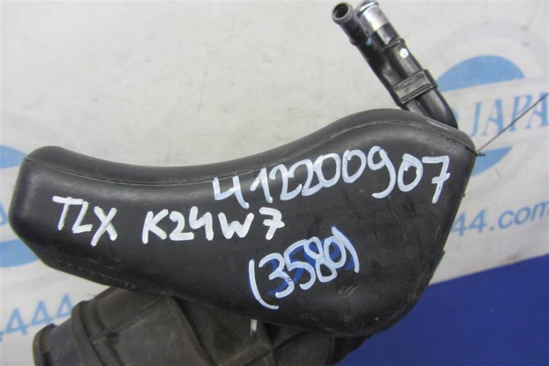 Патрубок воздушного фильтра TLX 14-17 2017 Седан 2.4