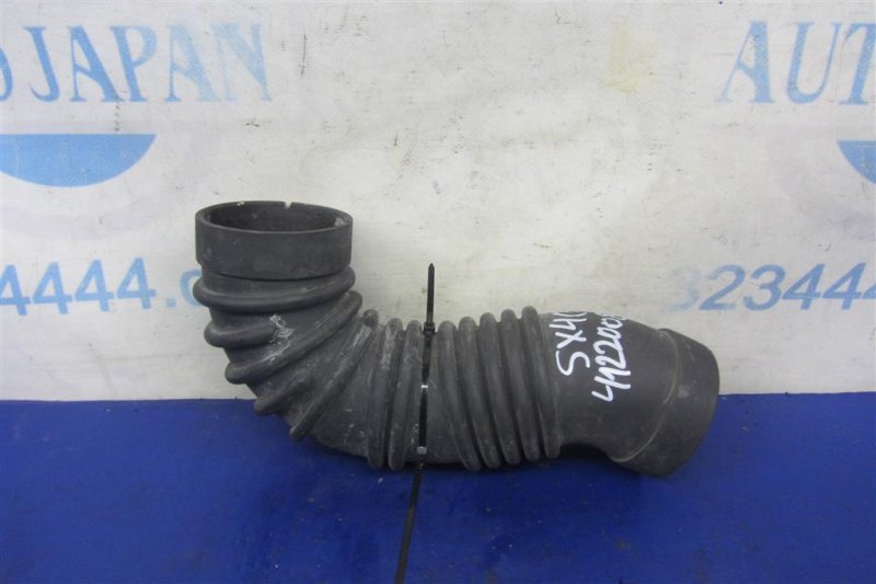 Патрубок воздушного фильтра SUZUKI SX4 06-13 13766-80J00 Б/У