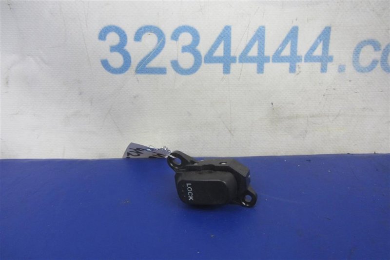 Кнопка центрального замка передняя левая MAZDA 6 GG 02-07 2008 Седан 2.3 GK2A-66-660 Б/У