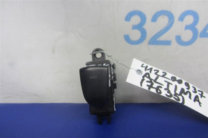 Запчасть кнопка стеклоподъемника NISSAN ALTIMA L33 12-18 L33 25411-3TA3A Б/У Кнопка стеклоподъемника NISSAN ALTIMA L33 12-18 L33 25411-3TA3A Б/У