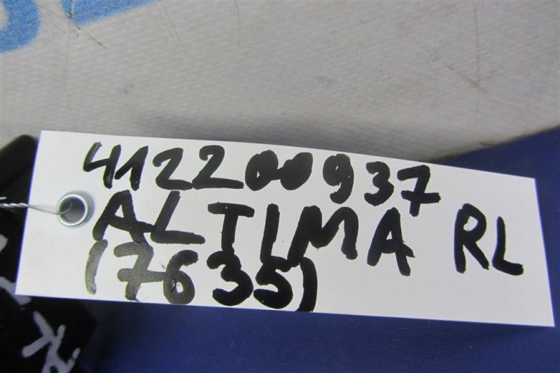Кнопка стеклоподъемника ALTIMA L33 12-18 L33 Кнопка стеклоподъемника ALTIMA L33 12-18 L33