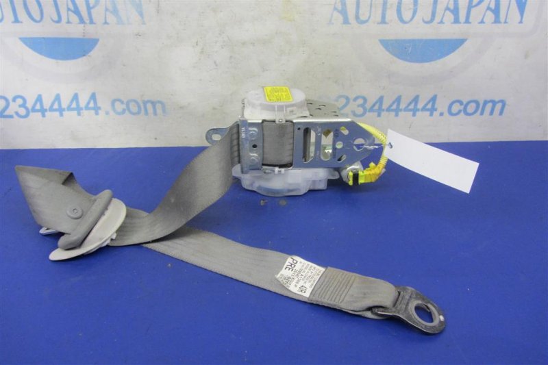 Ремень безопасности передний правый SIENNA 11-16 2014 Внедорожник 3.5