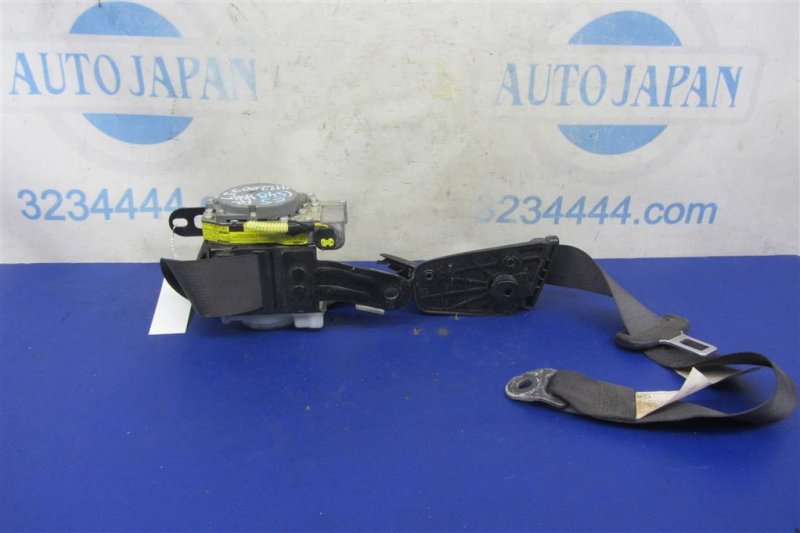 Ремень безопасности передний правый ES350 06-12