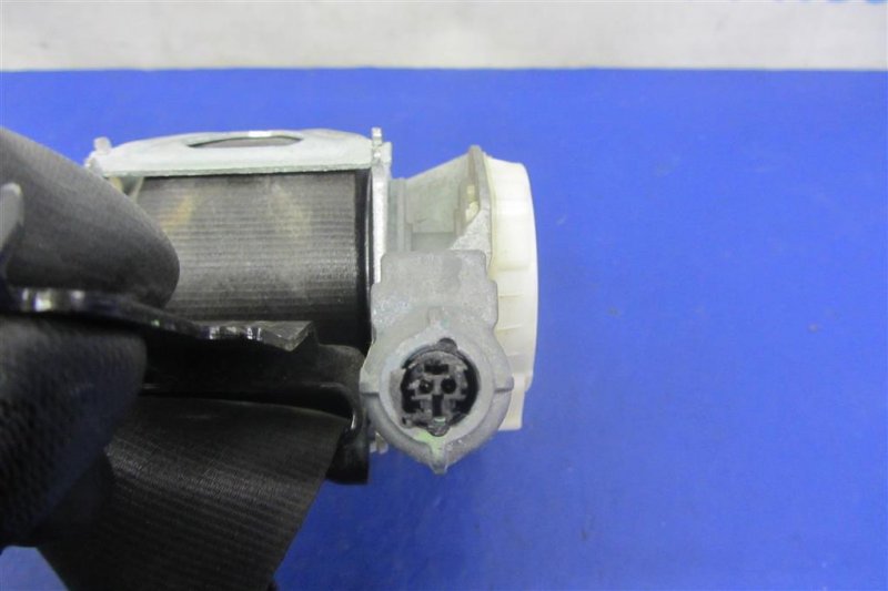 Ремень безопасности передний левый SONATA YF 10-14 2013 Седан 2.4 Ремень безопасности передний левый SONATA YF 10-14 2013 Седан 2.4