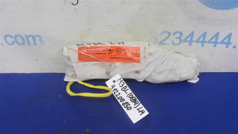 Запчасть подушка безопасности в сиденье передняя левая MAZDA 3 BL 09-13 2012 Седан 2.0 BFD1-57-KB0A Б/У Подушка безопасности в сиденье передняя левая MAZDA 3 BL 09-13 2012 Седан 2.0 BFD1-57-KB0A Б/У