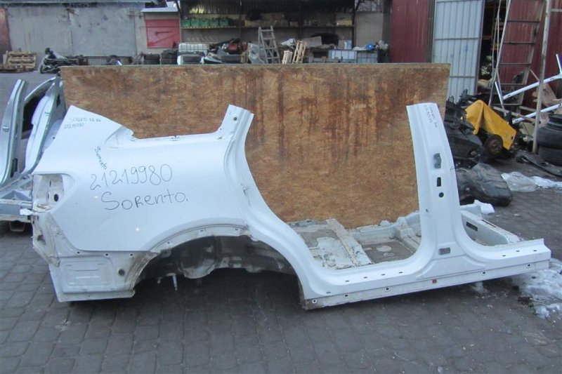 Запчасть четверть кузова задняя правый KIA SORENTO UM 14- 2.2 71504-C5C00 Б/У Четверть кузова задняя правый KIA SORENTO UM 14- 2.2 71504-C5C00 Б/У