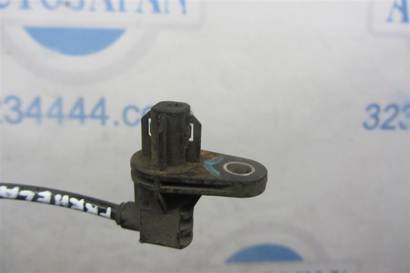 Датчик ABS передний правый HYUNDAI ELANTRA HD 06-11