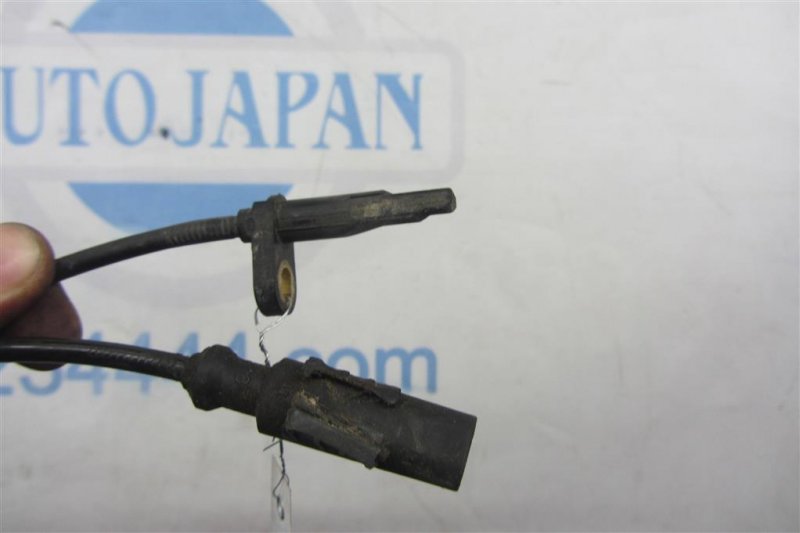 Датчик ABS передний левый INFINITI G25/G35/G37/Q40 06-14 COUPE 3.7 VQ37VHR