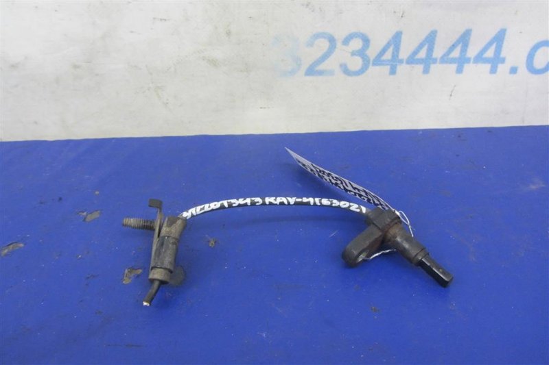 Запчасть датчик abs задний правый TOYOTA RAV4 05-12 2008 GSA33 3.5 2GR-FE 89545-42040 Б/У Датчик ABS задний правый TOYOTA RAV4 05-12 2008 GSA33 3.5 2GR-FE 89545-42040 Б/У