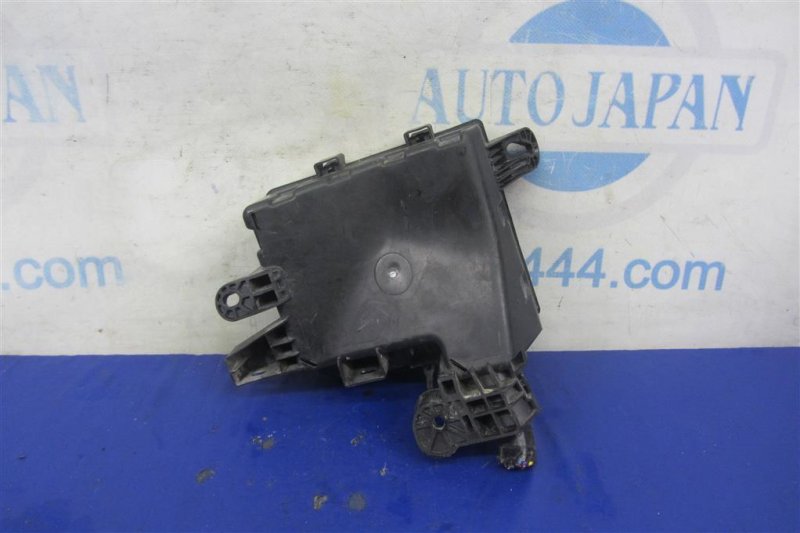 Блок предохранителей моторный отсек NISSAN SENTRA B17 12-21 Седан 1.8