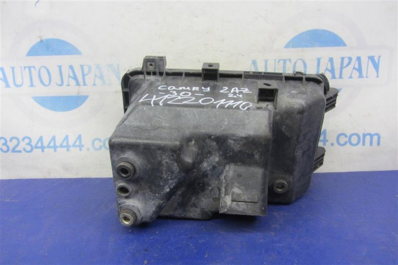 Корпус воздушного фильтра SOLARA 03-09 2.4