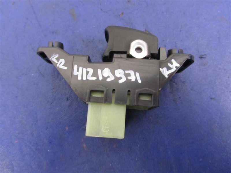 Кнопка стеклоподъемника HYUNDAI KONA OS 17-23