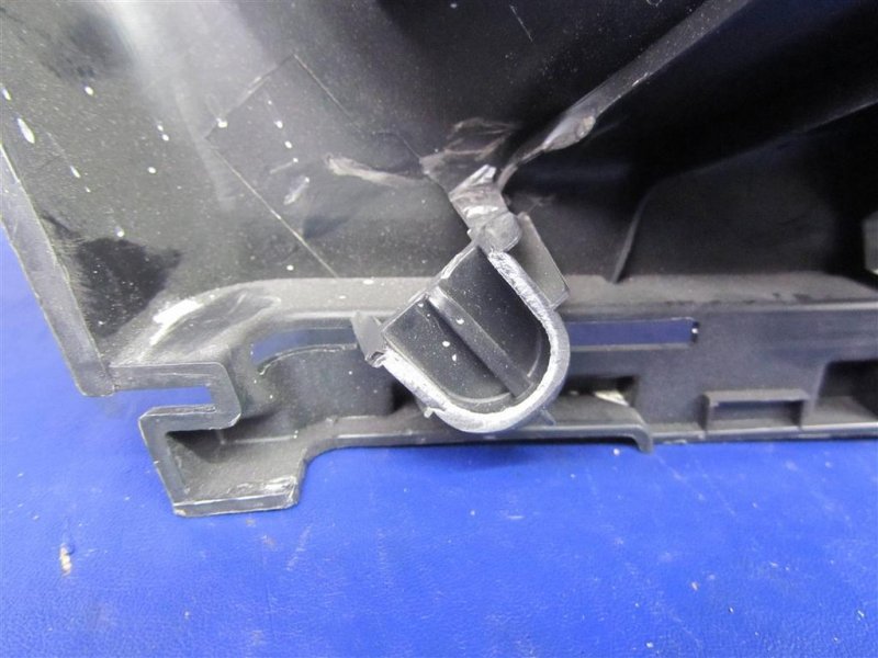 Накладка на стойку кузова HYUNDAI KONA OS 17-23