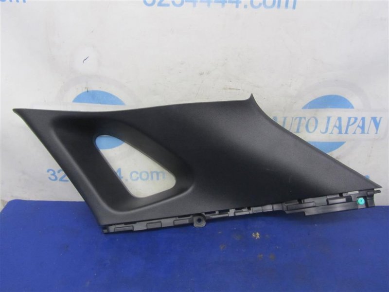 Накладка на стойку кузова HYUNDAI KONA OS 17-23 85860-J9000-TRY Б/У