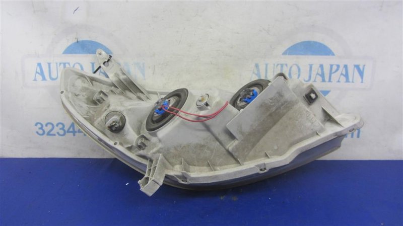 Фара передняя левая MATRIX 02-08 2002 ZZE132 1.8L 1ZZ-FE