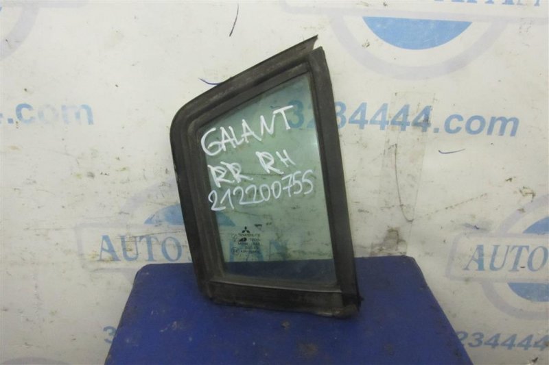 Стекло двери глухое заднее правое MITSUBISHI GALANT 03-12 5740A052 Б/У