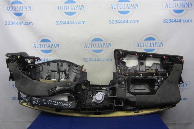 Торпедо LEXUS NX 14-21 Внедорожник 2.0T