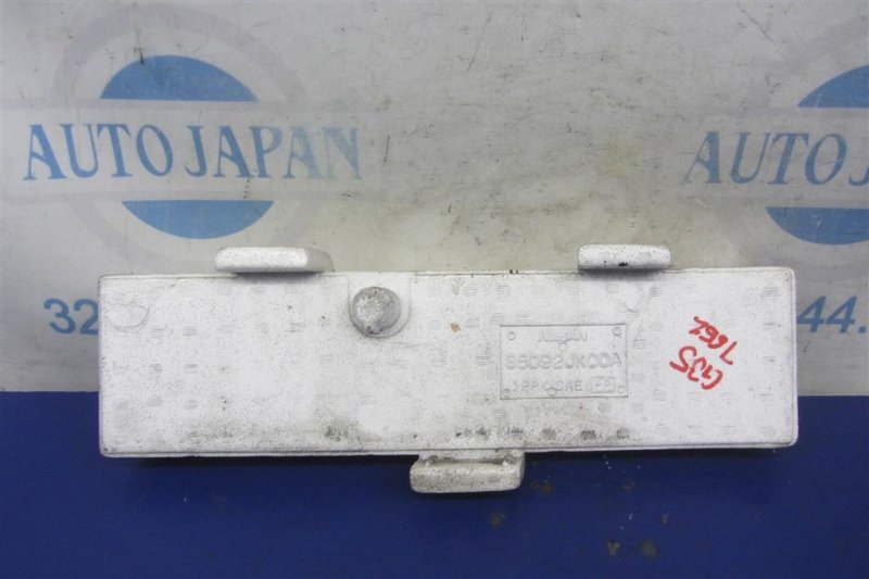 Наполнитель бампера задний правый INFINITI G25/G35/G37/Q40 06-14