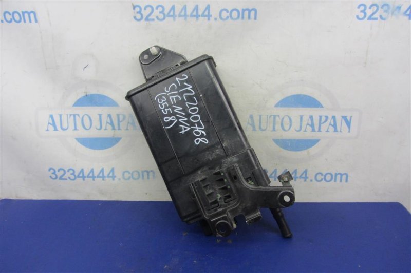 Запчасть абсорбер топливный TOYOTA SIENNA 11-16 2012 GSL30 3.5 2GR-FE 77740-08070 Б/У Абсорбер топливный TOYOTA SIENNA 11-16 2012 GSL30 3.5 2GR-FE 77740-08070 Б/У