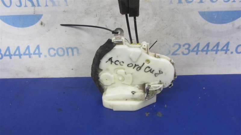 Запчасть замок двери задний правый HONDA ACCORD CU8 / TSX 08-14 72610-TL0-J01 Б/У Замок двери задний правый HONDA ACCORD CU8 / TSX 08-14 72610-TL0-J01 Б/У